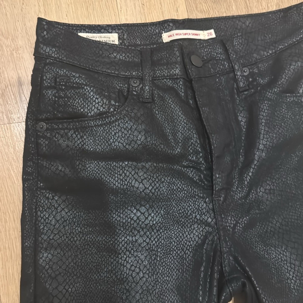 Levi’s premium Mile High croc vegan leather jeans